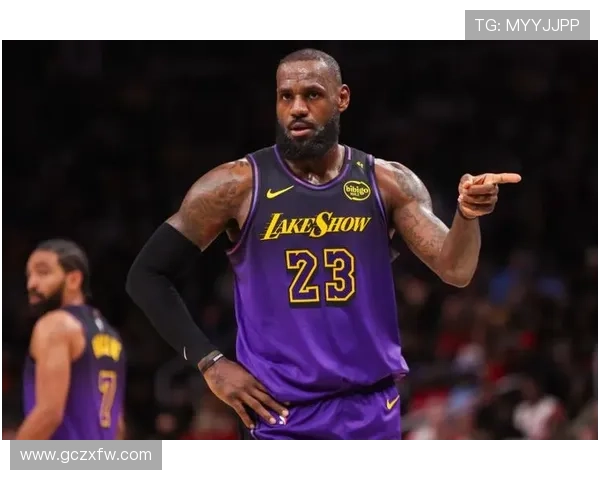 全明星遇冷詹姆斯再成话题中心